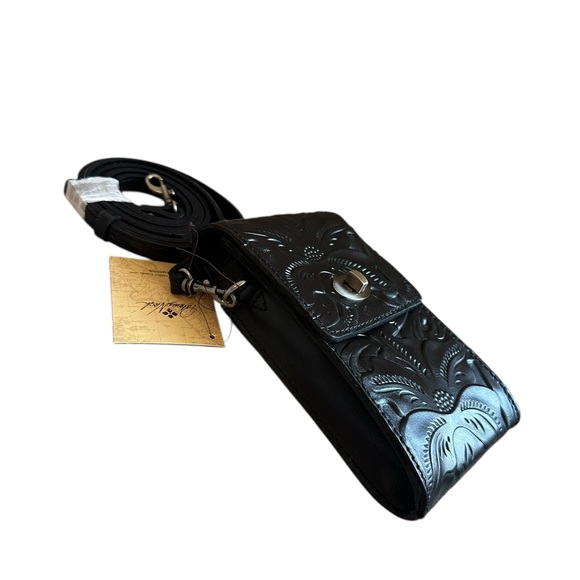 Patricia Nash Rivella Leather Crossbody Phone Case - Picture 7 of 11